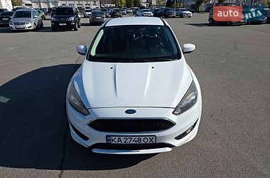 Хэтчбек Ford Focus 2015 в Киеве