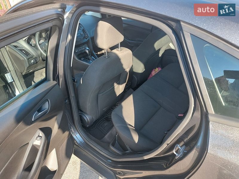 Седан Ford Focus 2016 в Дніпрі