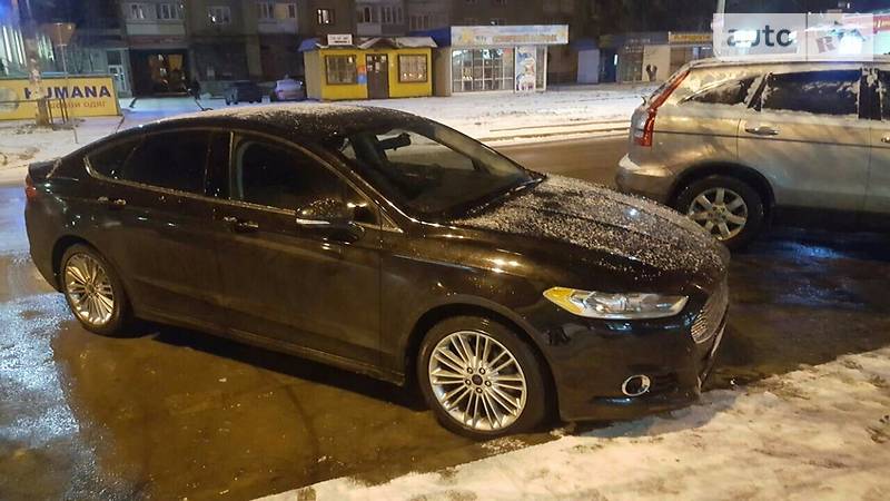 Ford Fusion 2014 року