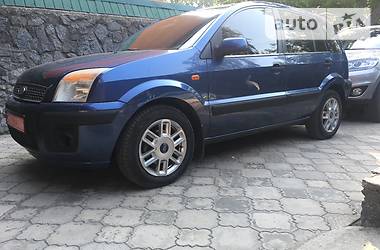 Хэтчбек Ford Fusion 2005 в Сумах