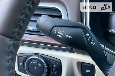 Седан Ford Fusion 2017 в 