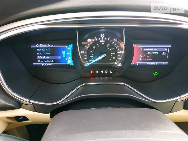 Седан Ford Fusion 2015 в Одесі