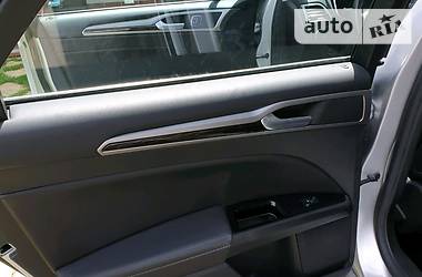 Седан Ford Fusion 2015 в 