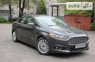 Седан Ford Fusion 2015 в Днепре