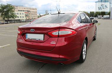 Седан Ford Fusion 2013 в Киеве