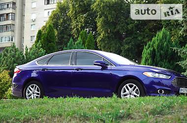 Седан Ford Fusion 2013 в Сумах