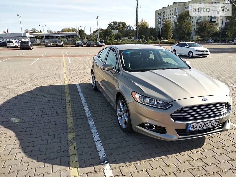 Седан Ford Fusion 2015 в Харкові