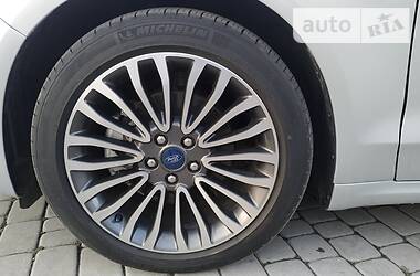 Седан Ford Fusion 2018 в 