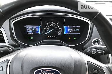 Седан Ford Fusion 2014 в 