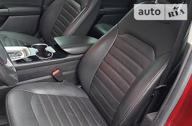 Седан Ford Fusion 2014 в 