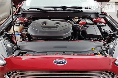 Седан Ford Fusion 2014 в 