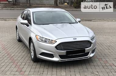 Седан Ford Fusion 2014 в Черкассах