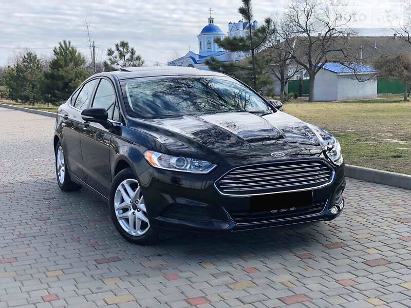 Седан Ford Fusion 2016 в Ізмаїлі