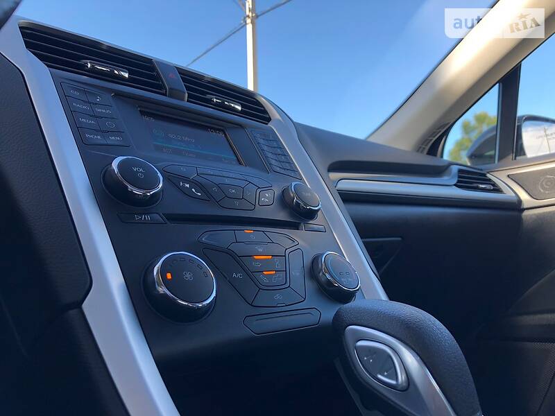Седан Ford Fusion 2016 в Ізмаїлі