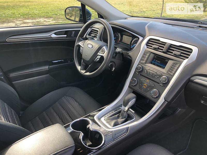 Седан Ford Fusion 2016 в Ізмаїлі