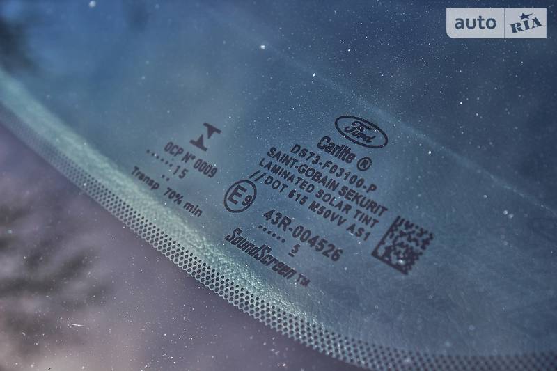 Седан Ford Fusion 2015 в Одесі