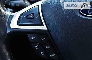 Седан Ford Fusion 2015 в 