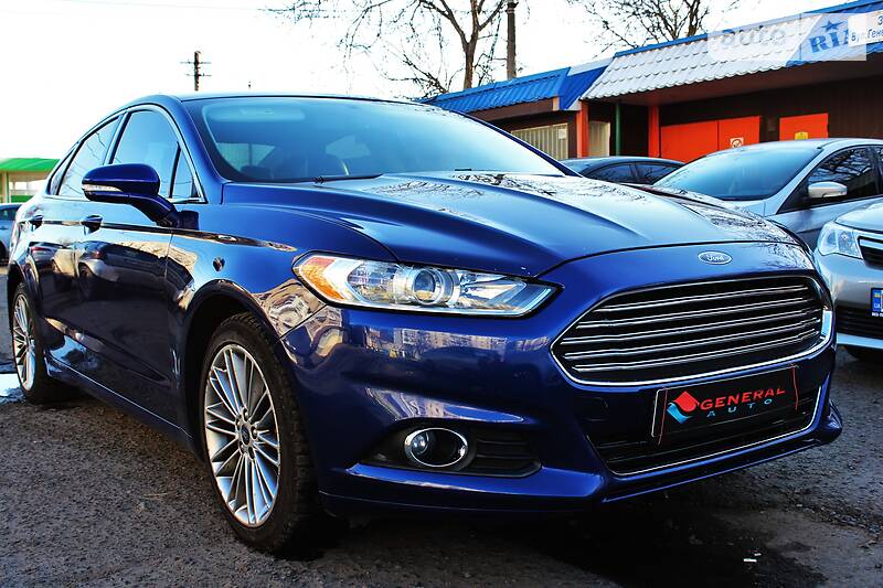 Седан Ford Fusion 2012 в Одесі