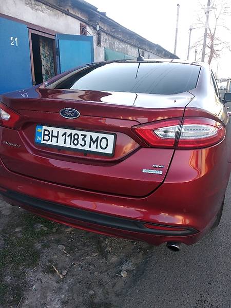 Седан Ford Fusion 2012 в Чорноморську