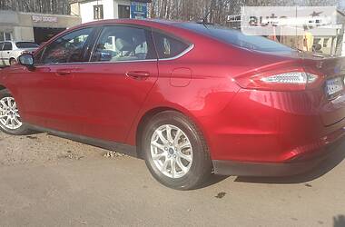 Седан Ford Fusion 2015 в Киеве