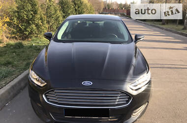 Седан Ford Fusion 2012 в 