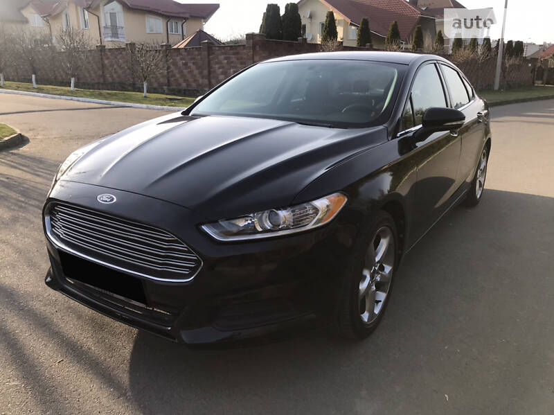 Седан Ford Fusion 2012 в Рівному