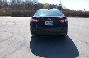 Седан Ford Fusion 2014 в 