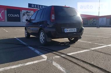 Внедорожник / Кроссовер Ford Fusion 2005 в 