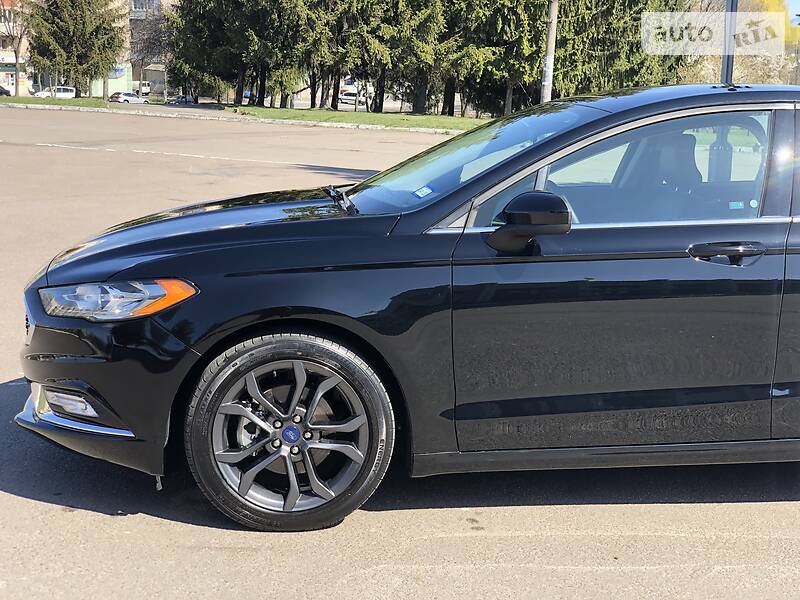 Седан Ford Fusion 2018 в Рівному