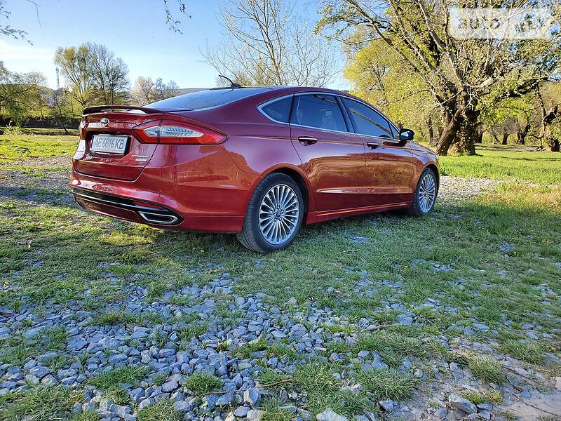 Седан Ford Fusion 2015 в Ужгороде