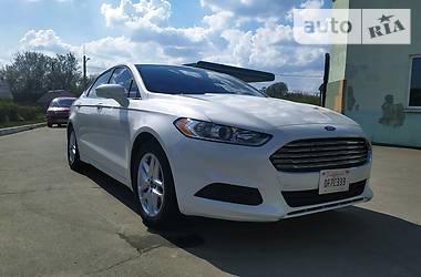 Седан Ford Fusion 2014 в 