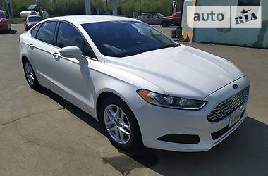 Седан Ford Fusion 2014 в 