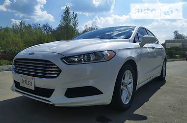 Седан Ford Fusion 2014 в 