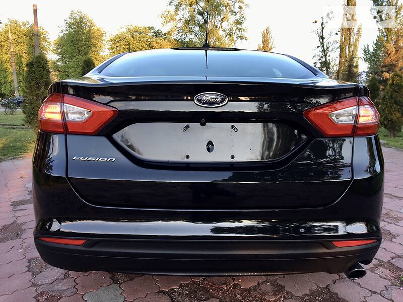 Седан Ford Fusion 2014 в Вінниці
