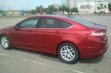 Седан Ford Fusion 2014 в 
