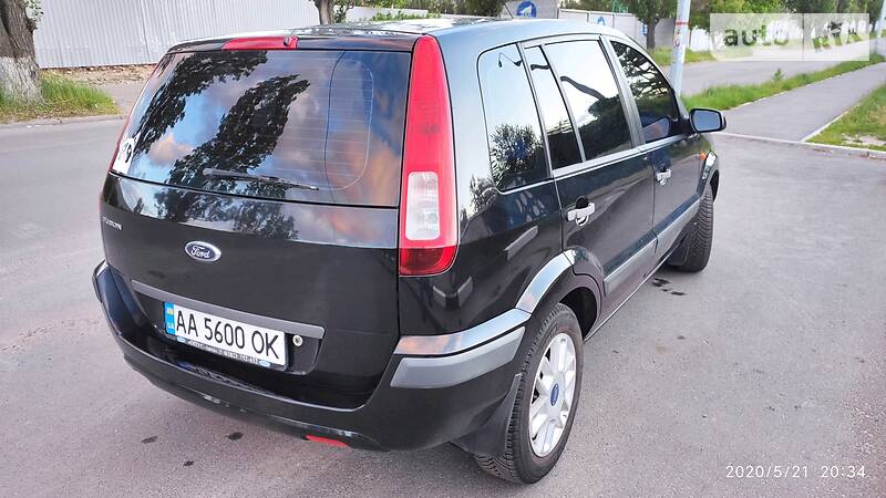 Хетчбек Ford Fusion 2008 в Києві