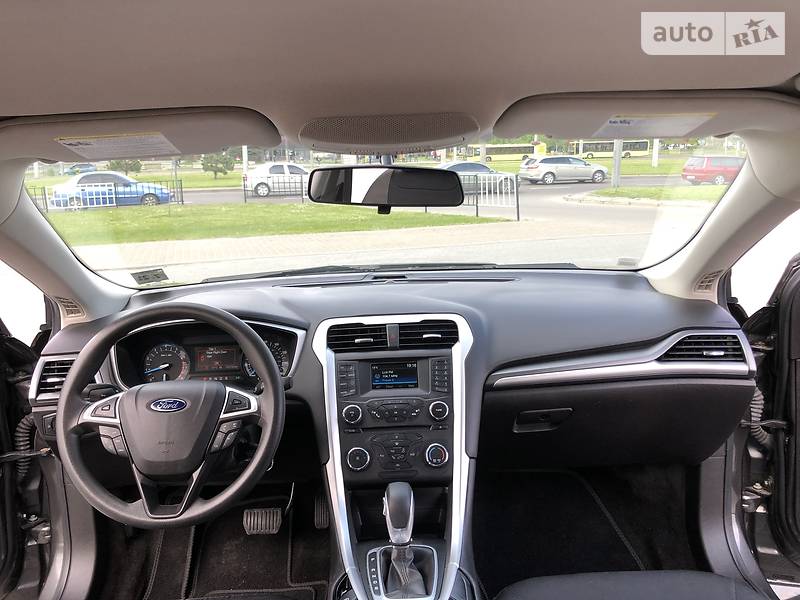 Седан Ford Fusion 2016 в Львові