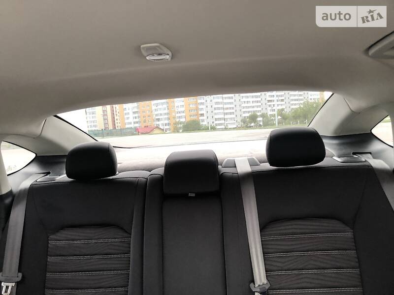 Седан Ford Fusion 2016 в Львові