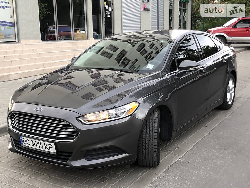 Седан Ford Fusion 2016 в Львові