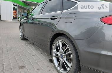 Седан Ford Fusion 2015 в 