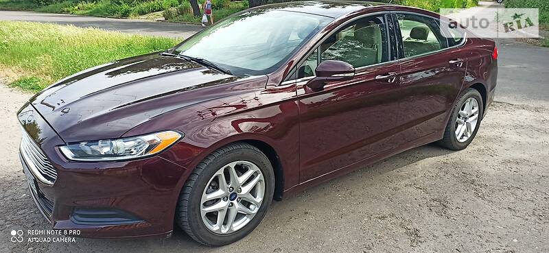 Седан Ford Fusion 2013 в Бахмуте