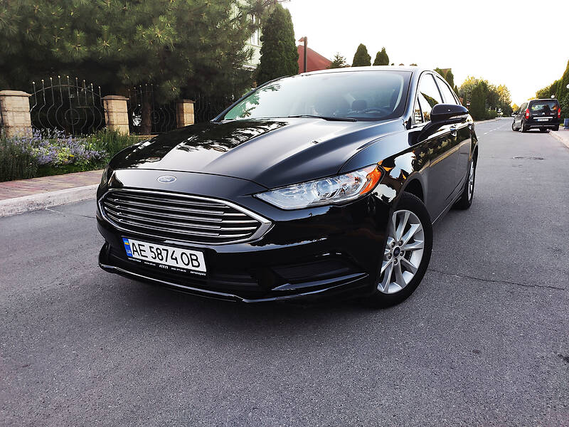 Седан Ford Fusion 2016 в Дніпрі