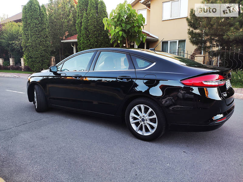 Седан Ford Fusion 2016 в Дніпрі