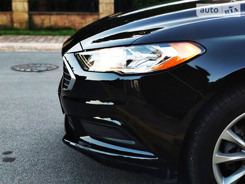 Седан Ford Fusion 2016 в Дніпрі