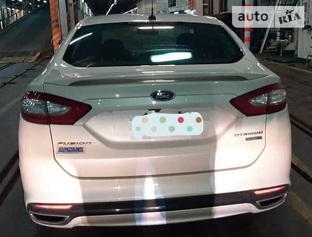 Седан Ford Fusion 2012 в Маріуполі
