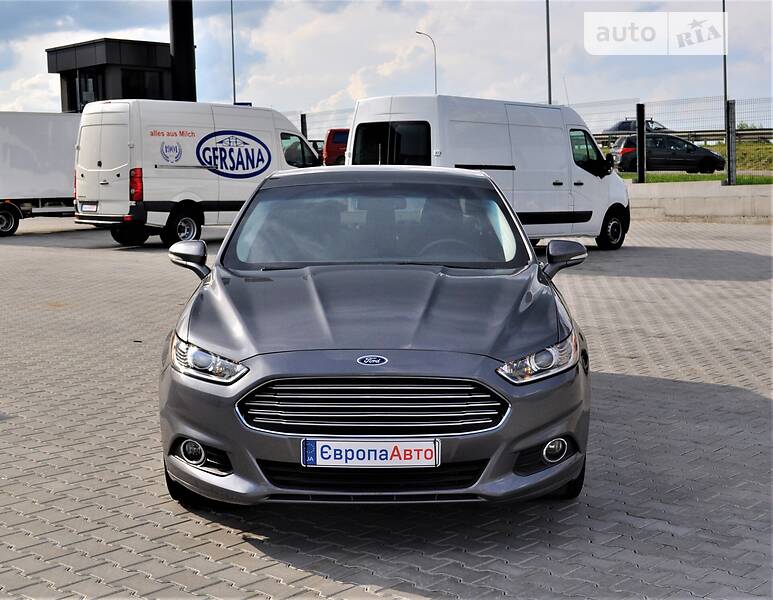 Седан Ford Fusion 2014 в Рівному