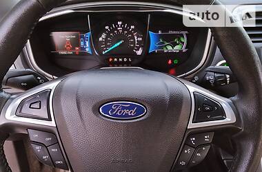 Седан Ford Fusion 2015 в Днепре