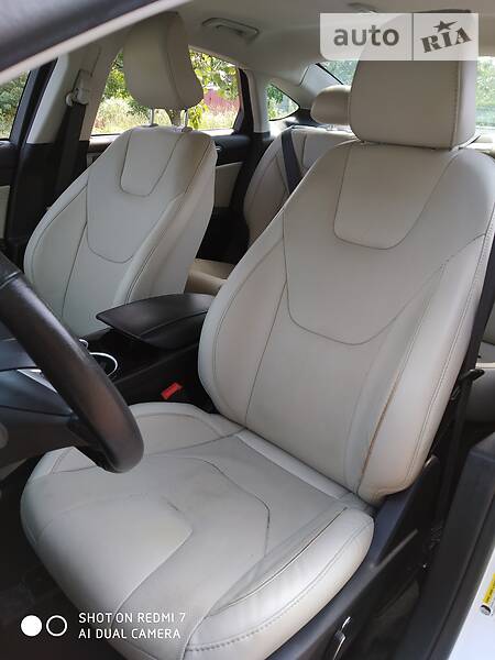 Седан Ford Fusion 2015 в Днепре