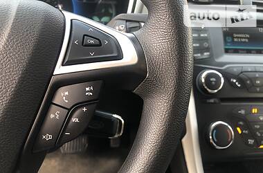 Седан Ford Fusion 2015 в 