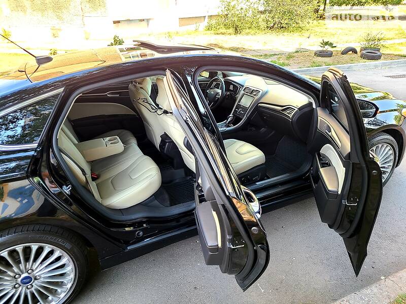 Седан Ford Fusion 2016 в Киеве